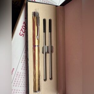 Personalized “Kelly” Gold Pen.